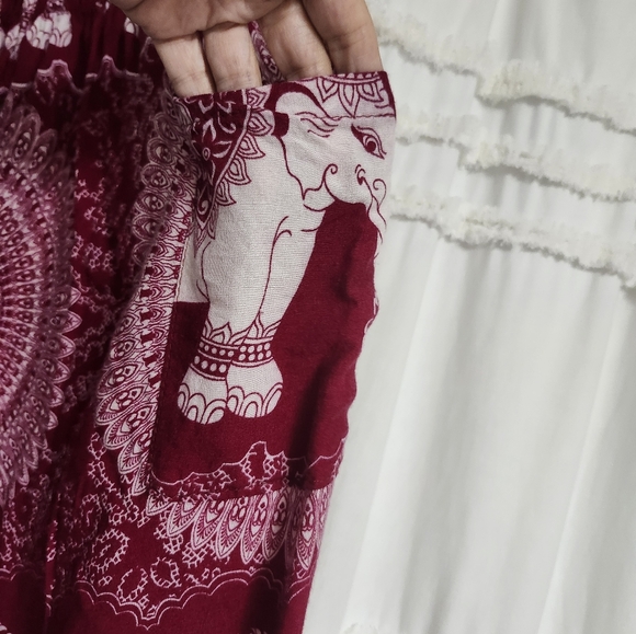 Like new, comfy, baggy, Rayon pants. Xs - Picture 6 of 8